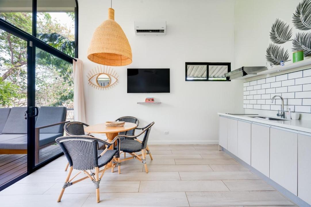 Favela Chic Tamarindo - Adults Only Apartment Exterior photo